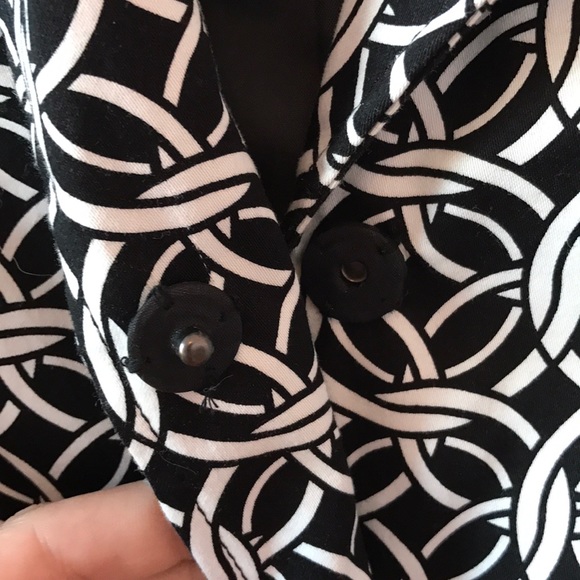 NWOT Geometric Belted Jacket - Picture 5 of 8